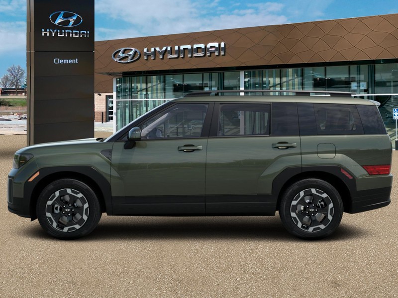 Hyundai Santa Fe Vehicle Full-screen Gallery Image 5