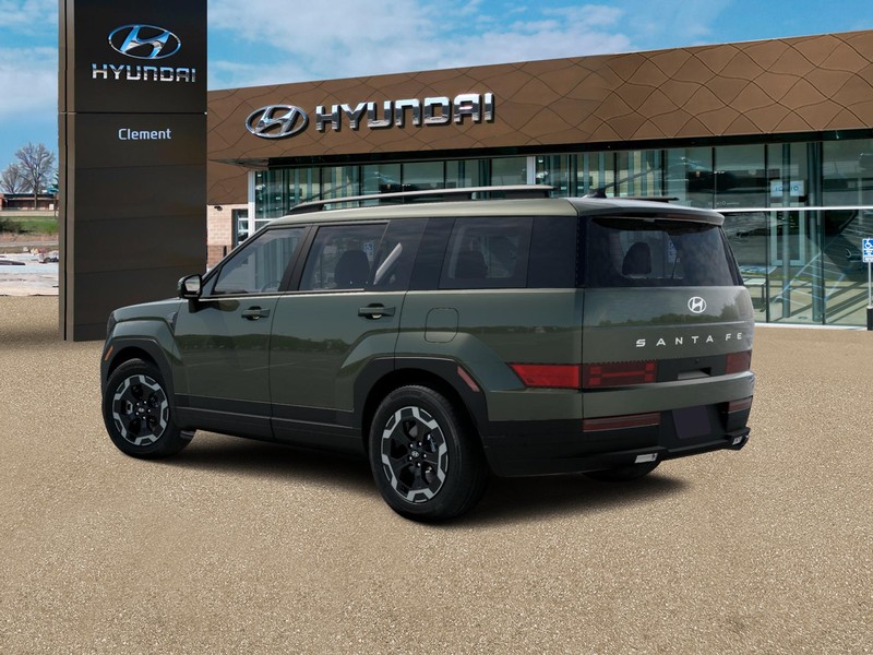 Hyundai Santa Fe Vehicle Full-screen Gallery Image 7