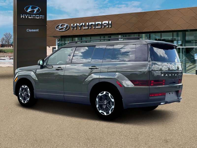 Hyundai Santa Fe Vehicle Full-screen Gallery Image 8