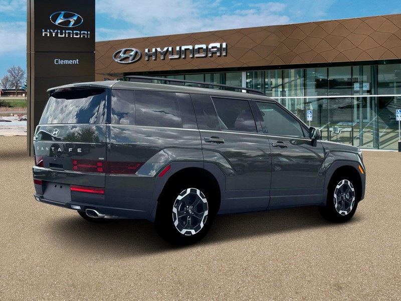 Hyundai Santa Fe Vehicle Full-screen Gallery Image 13