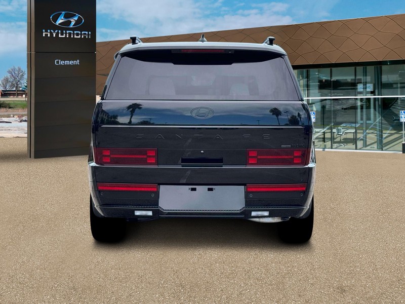 Hyundai Santa Fe Hybrid Vehicle Full-screen Gallery Image 6