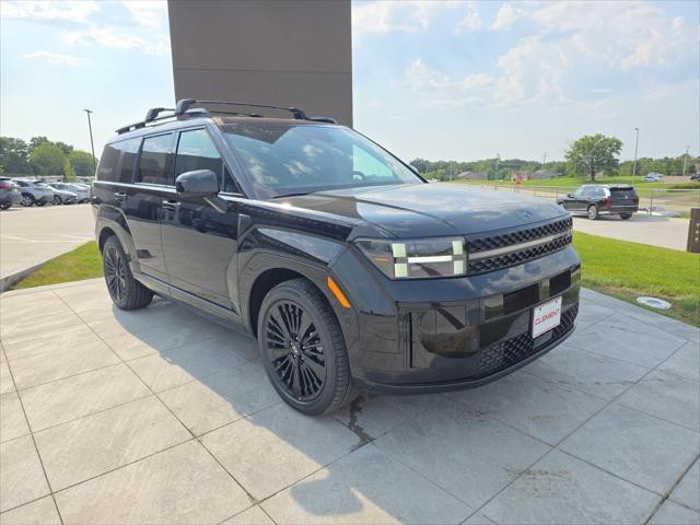 Hyundai Santa Fe Hybrid Vehicle Full-screen Gallery Image 3