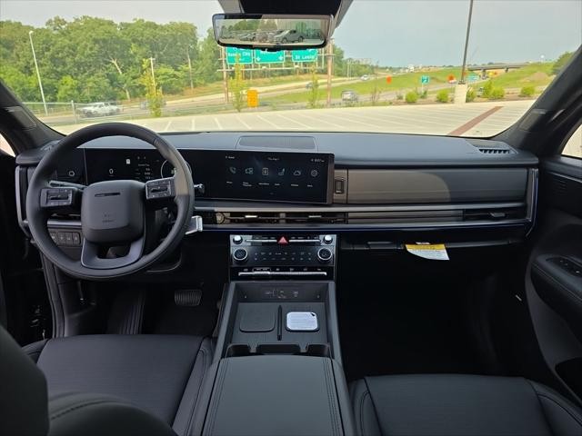 Hyundai Santa Fe Hybrid Vehicle Full-screen Gallery Image 10