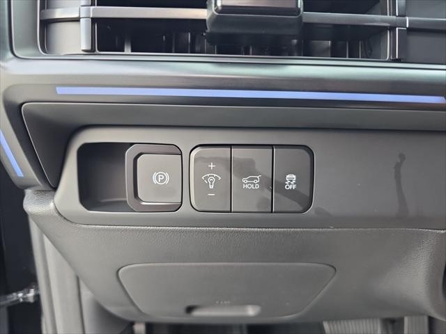 Hyundai Santa Fe Hybrid Vehicle Full-screen Gallery Image 11