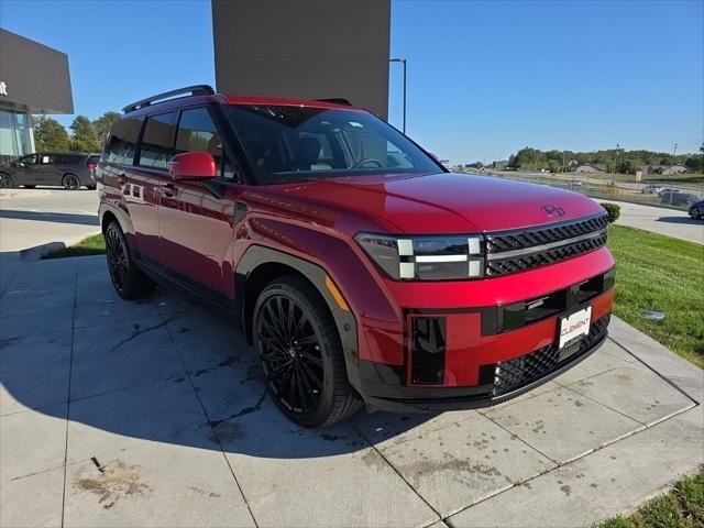 Hyundai Santa Fe Vehicle Full-screen Gallery Image 3