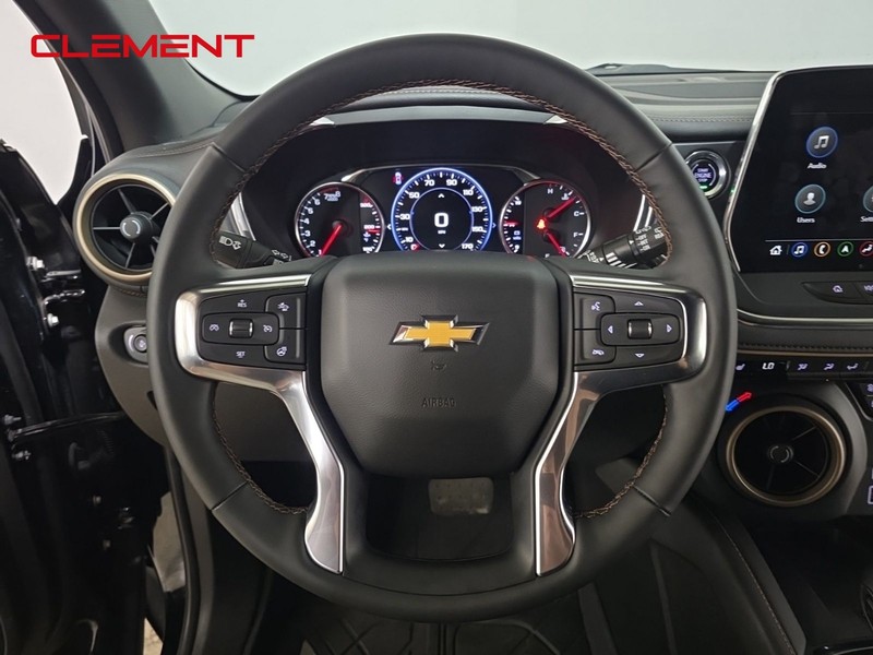 Chevrolet Blazer Vehicle Full-screen Gallery Image 12