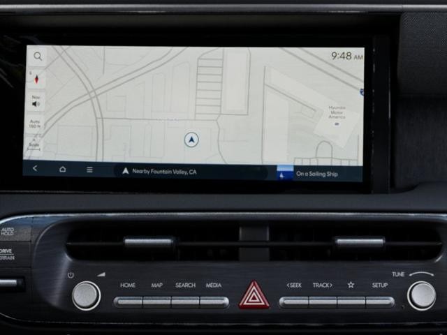 Hyundai Palisade Hybrid Vehicle Full-screen Gallery Image 13