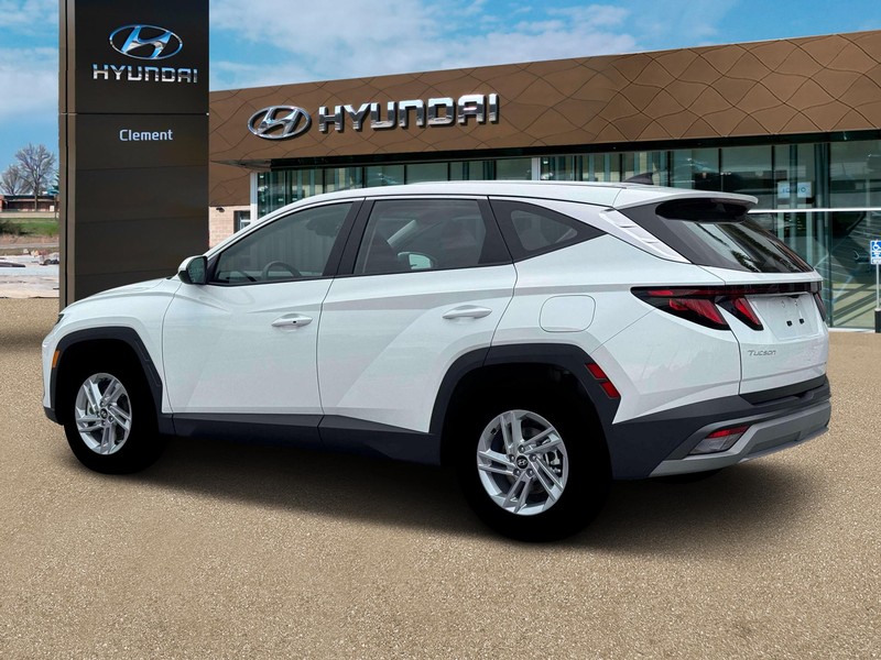 Hyundai Tucson Vehicle Full-screen Gallery Image 4