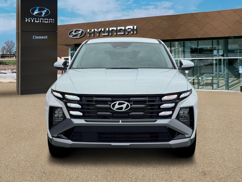 Hyundai Tucson Vehicle Full-screen Gallery Image 12