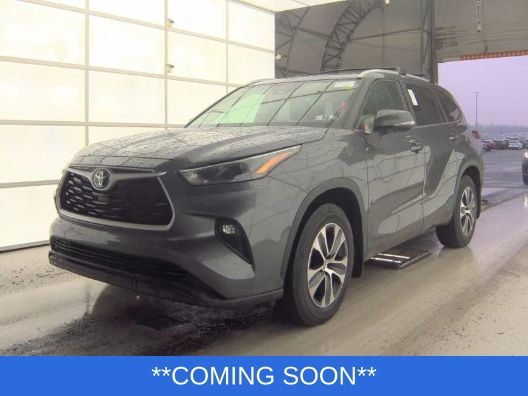 Wentzville MO 2023 Toyota Highlander more details - toyota highlander