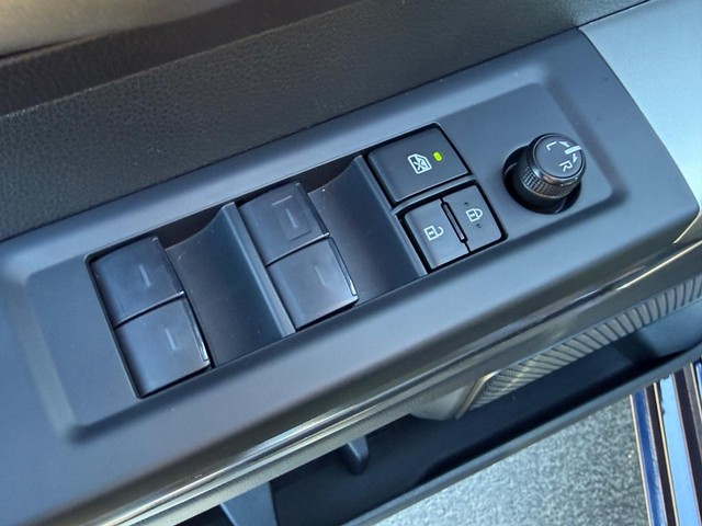 2025 Toyota Tundra SR5 - Photo 14