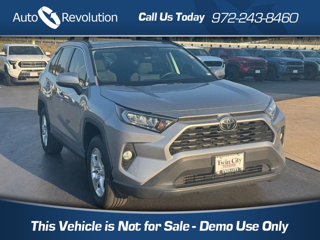 Toyota RAV4 XLE - Farmers Branch TX