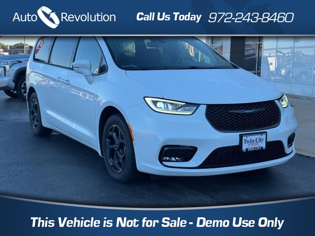 Chrysler Pacifica Hybrid Touring L - Farmers Branch TX