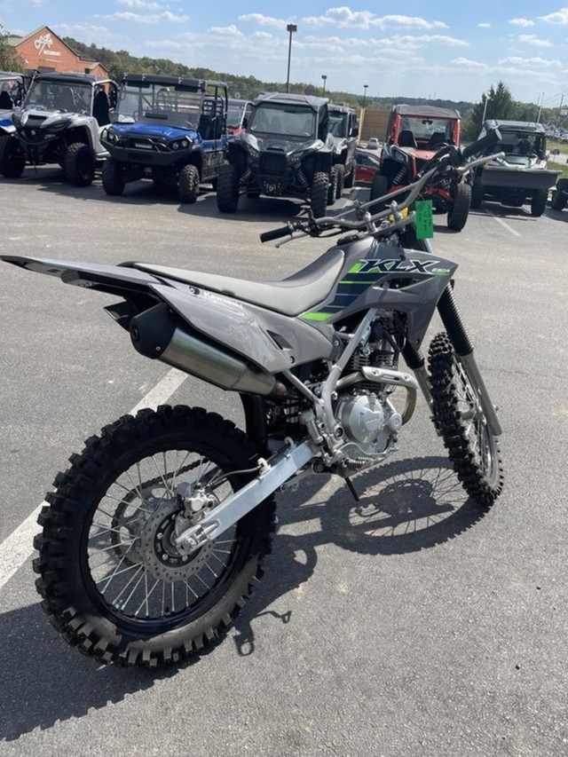Union MO 2025 Kawasaki KLX®230R more details - kawasaki klx®230r
