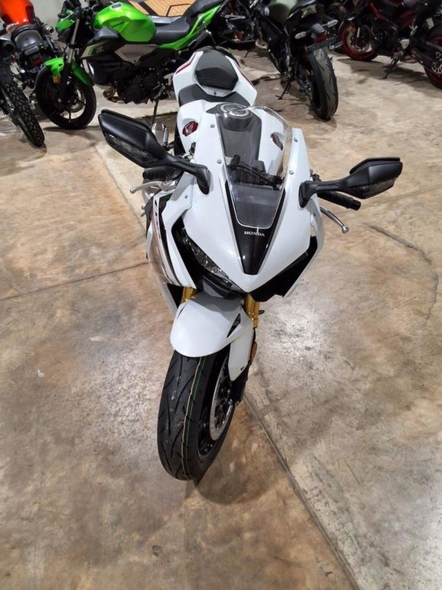 Union MO 2026 Honda CBR10RRT more details - honda cbr10rrt