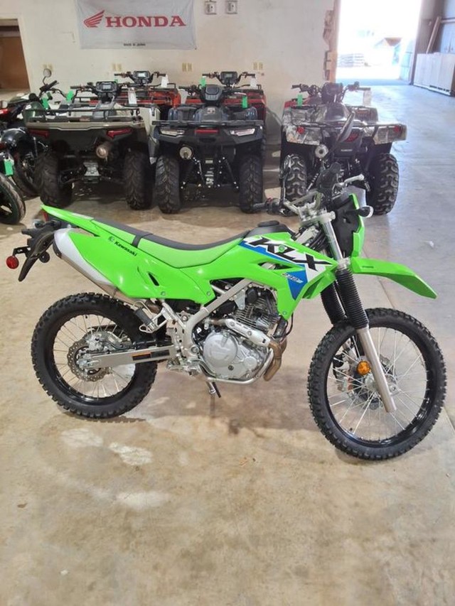 Union MO 2026 Kawasaki KLX232CTFNN more details - kawasaki klx232ctfnn