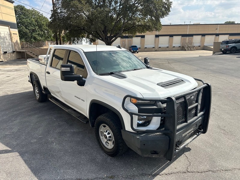 Chevrolet SILVERADO 2500 Vehicle Full-screen Gallery Image 8