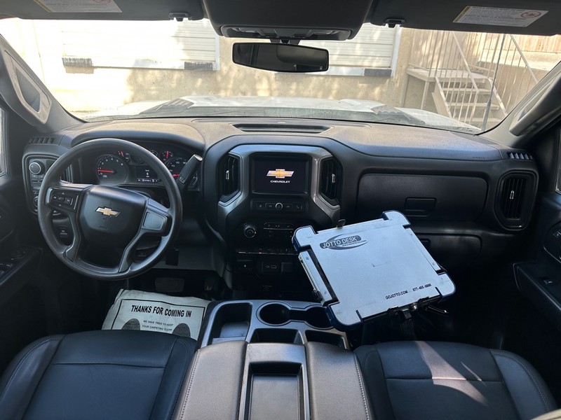 Chevrolet SILVERADO 2500 Vehicle Full-screen Gallery Image 13