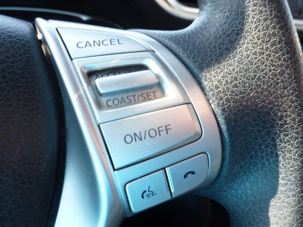 2015 Nissan Rogue SV - Photo 10