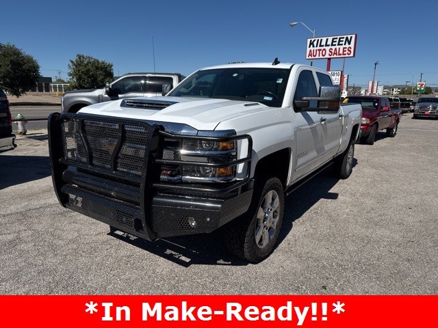Chevrolet Silverado 2500HD Vehicle Image 02