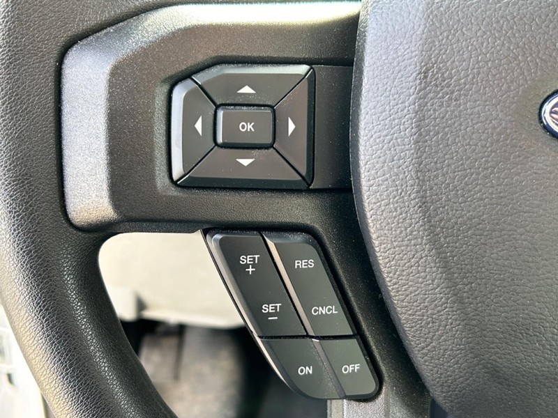 Ford E-Series Cutaway Vehicle Full-screen Gallery Image 8