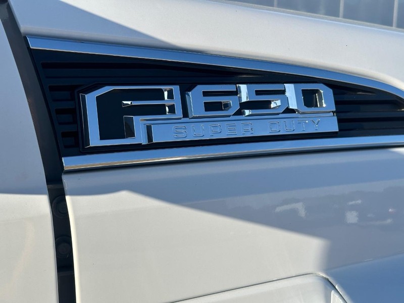 Ford F-650 Straight Frame Gas Vehicle Full-screen Gallery Image 5