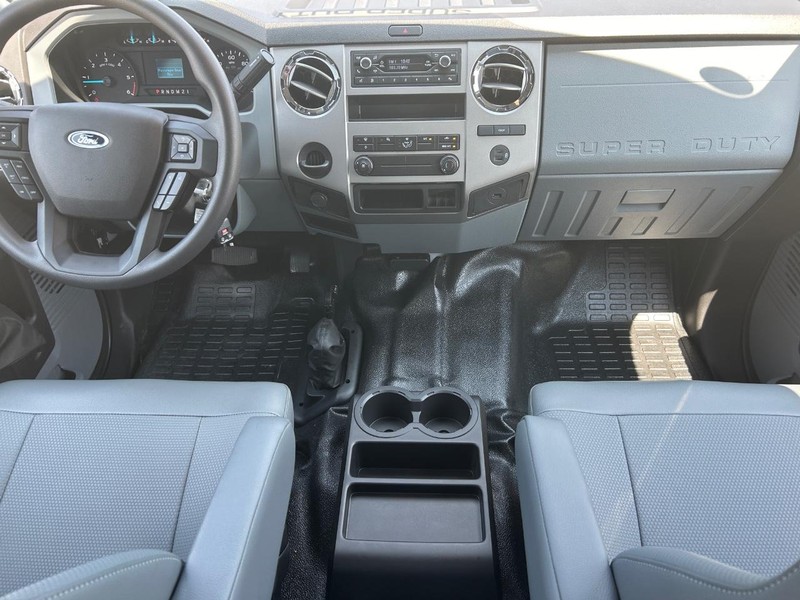 Ford F-650 Straight Frame Gas Vehicle Full-screen Gallery Image 11