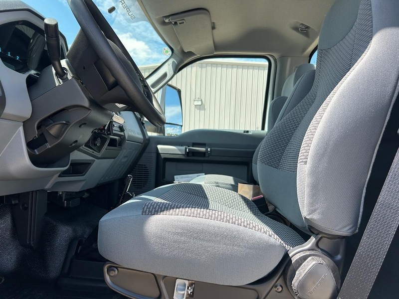 Ford F-750 Straight Frame Gas Vehicle Full-screen Gallery Image 8