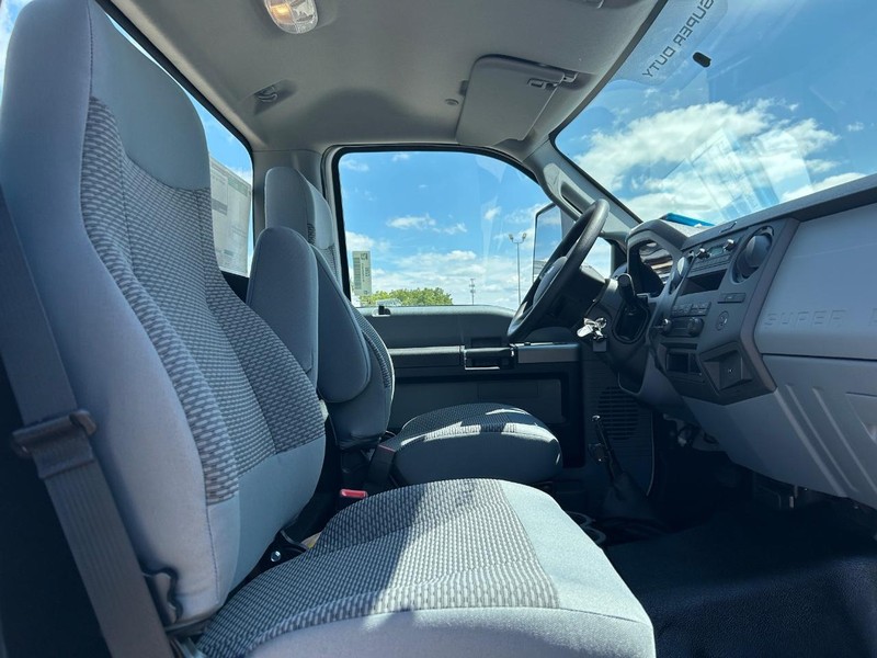 Ford F-750 Straight Frame Gas Vehicle Full-screen Gallery Image 12