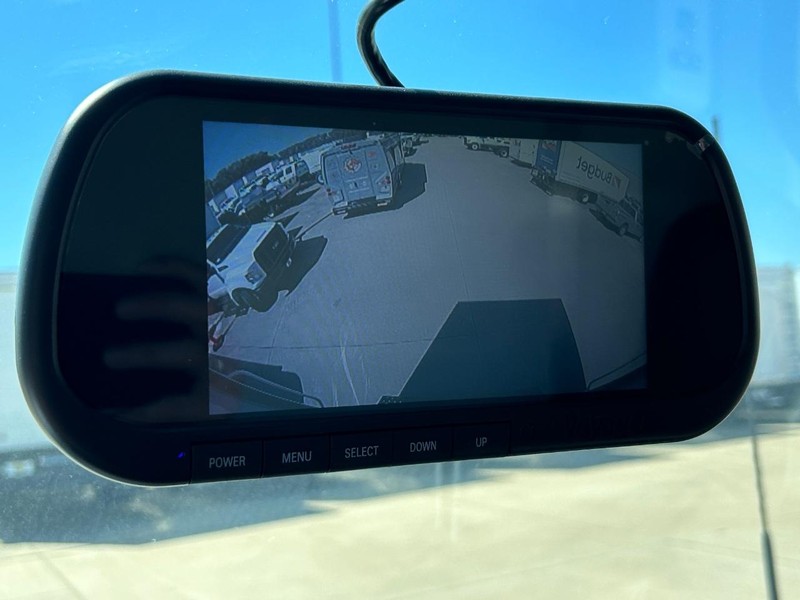 Ford E-Series Cutaway Vehicle Full-screen Gallery Image 7