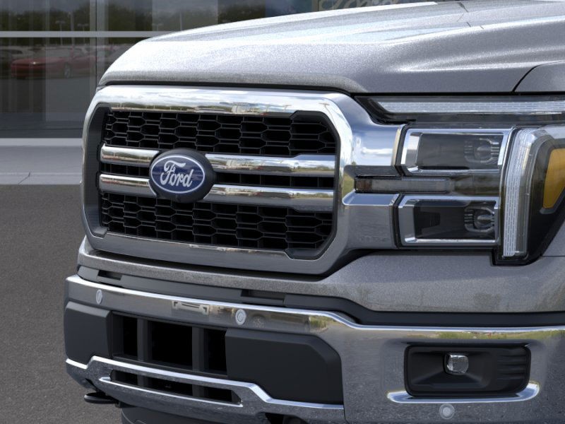Ford F-150 Vehicle Full-screen Gallery Image 17