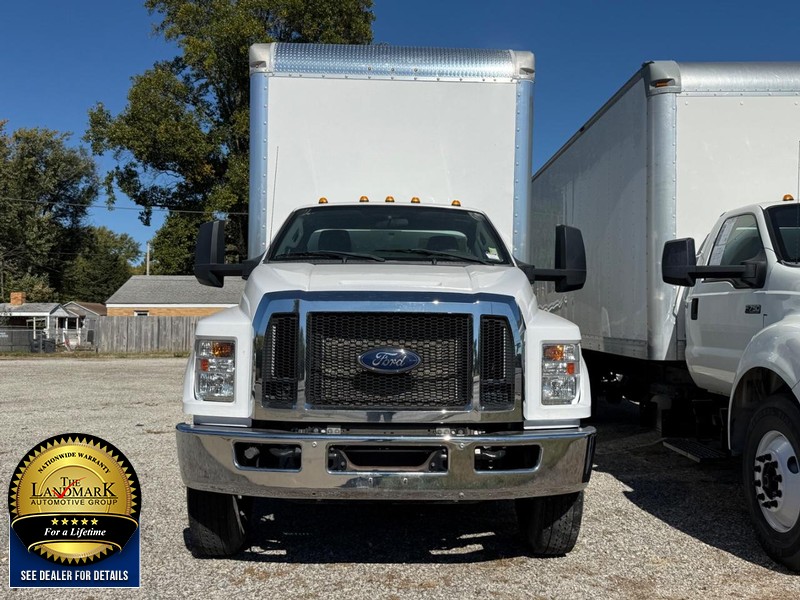 Ford F-650 Straight Frame Gas Vehicle Full-screen Gallery Image 3