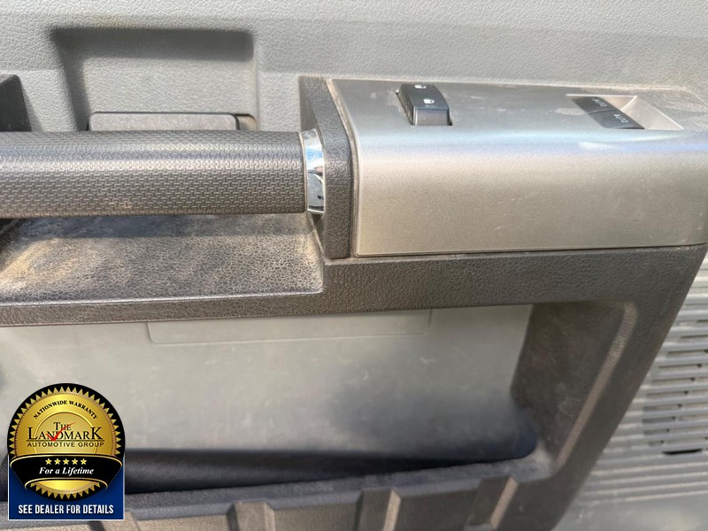 Ford F-650 Straight Frame Gas Vehicle Full-screen Gallery Image 7