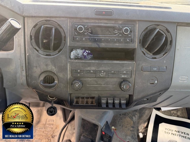 Ford F-650 Straight Frame Gas Vehicle Full-screen Gallery Image 10