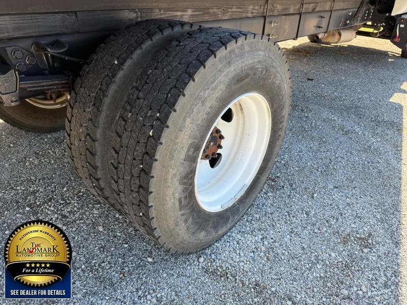 Ford F-650 Straight Frame Gas Vehicle Full-screen Gallery Image 12