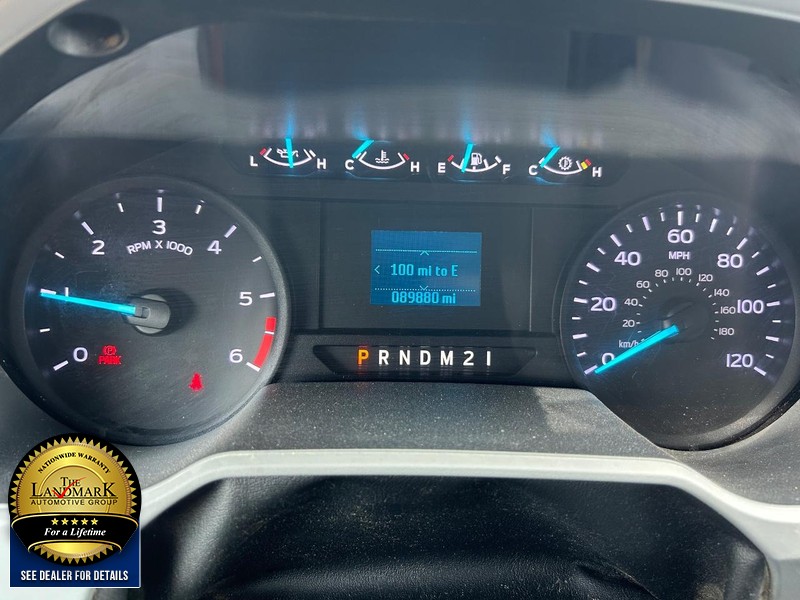 Ford F-650 Straight Frame Gas Vehicle Full-screen Gallery Image 10