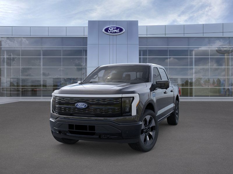 Ford F-150 Lightning Vehicle Full-screen Gallery Image 2