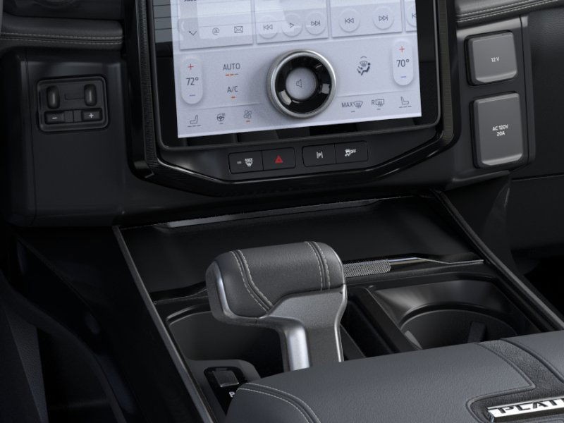 Ford F-150 Lightning Vehicle Full-screen Gallery Image 15