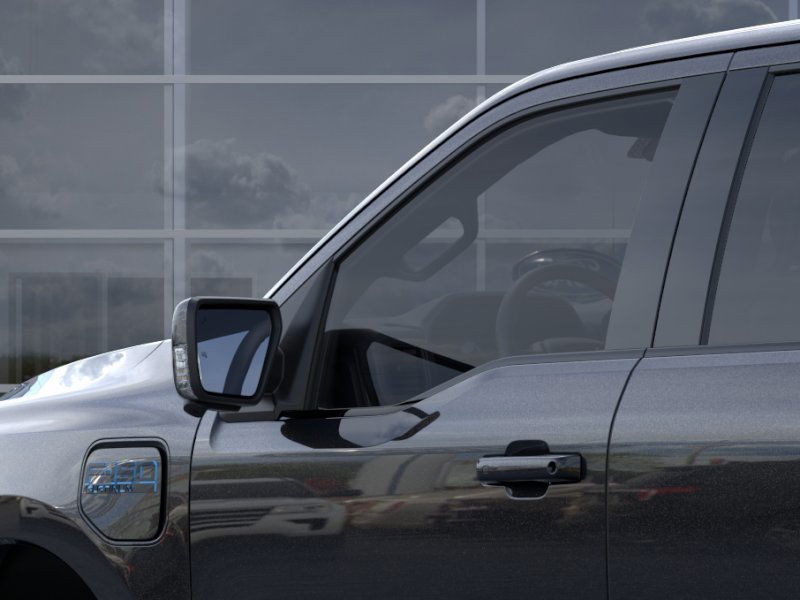 Ford F-150 Lightning Vehicle Full-screen Gallery Image 20