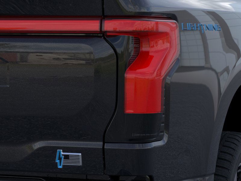 Ford F-150 Lightning Vehicle Full-screen Gallery Image 21