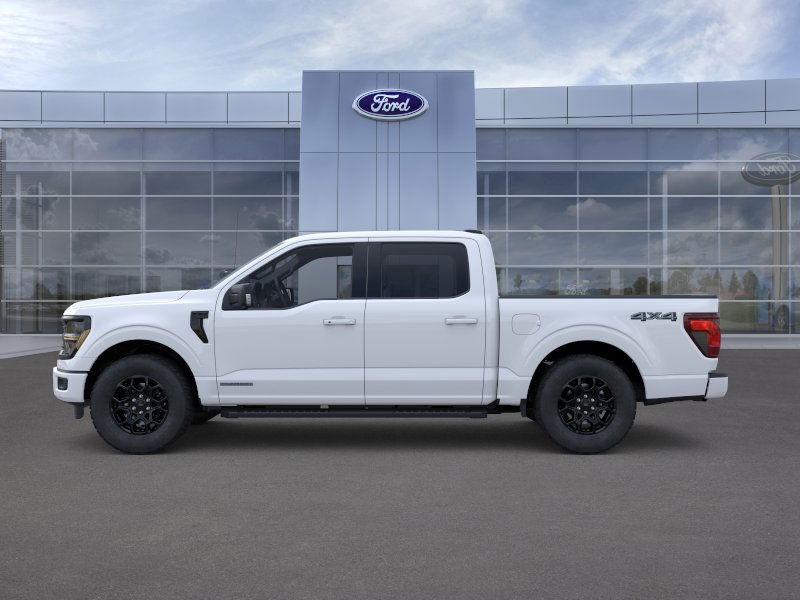 Ford F-150 Vehicle Full-screen Gallery Image 3