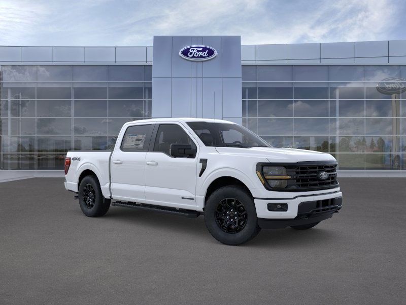 Ford F-150 Vehicle Full-screen Gallery Image 7