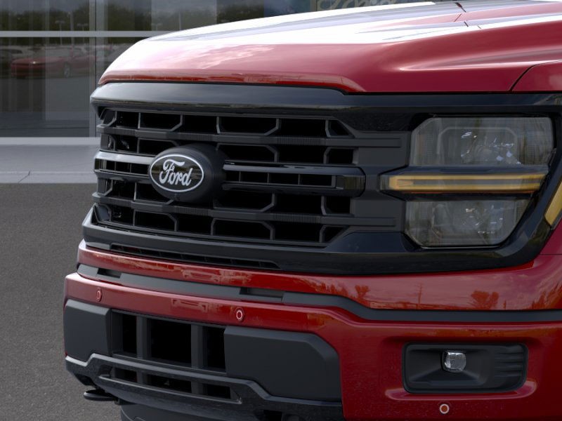 Ford F-150 Vehicle Full-screen Gallery Image 17