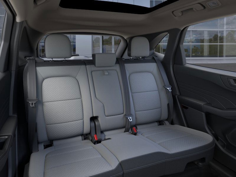 Ford Escape Vehicle Full-screen Gallery Image 11