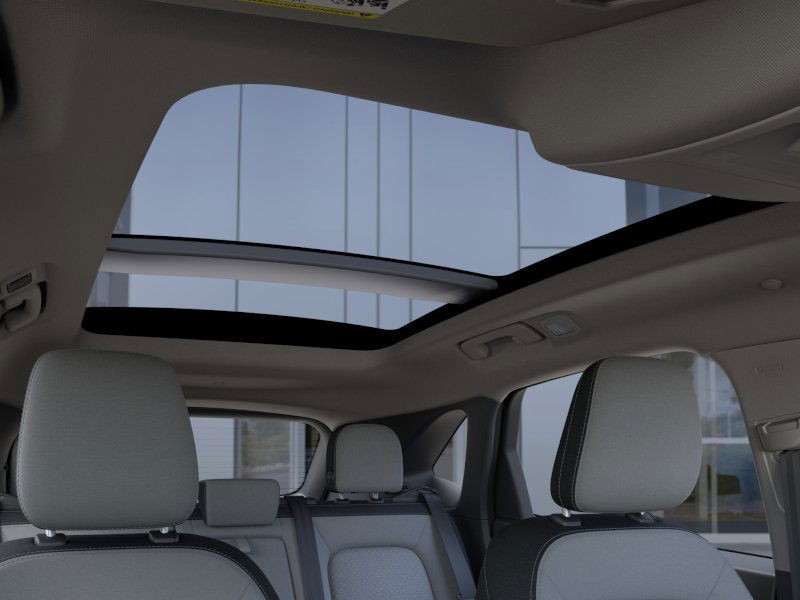 Ford Escape Vehicle Full-screen Gallery Image 22