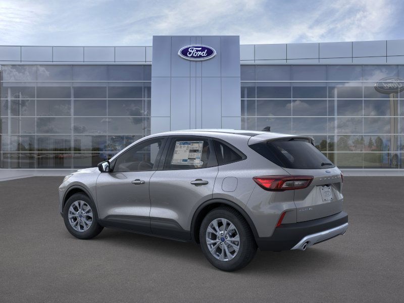 Ford Escape Vehicle Full-screen Gallery Image 4