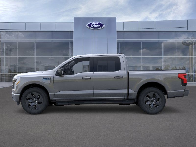 Ford F-150 Lightning Vehicle Full-screen Gallery Image 3