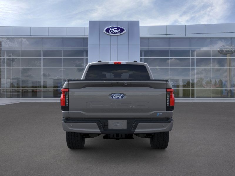 Ford F-150 Lightning Vehicle Full-screen Gallery Image 5