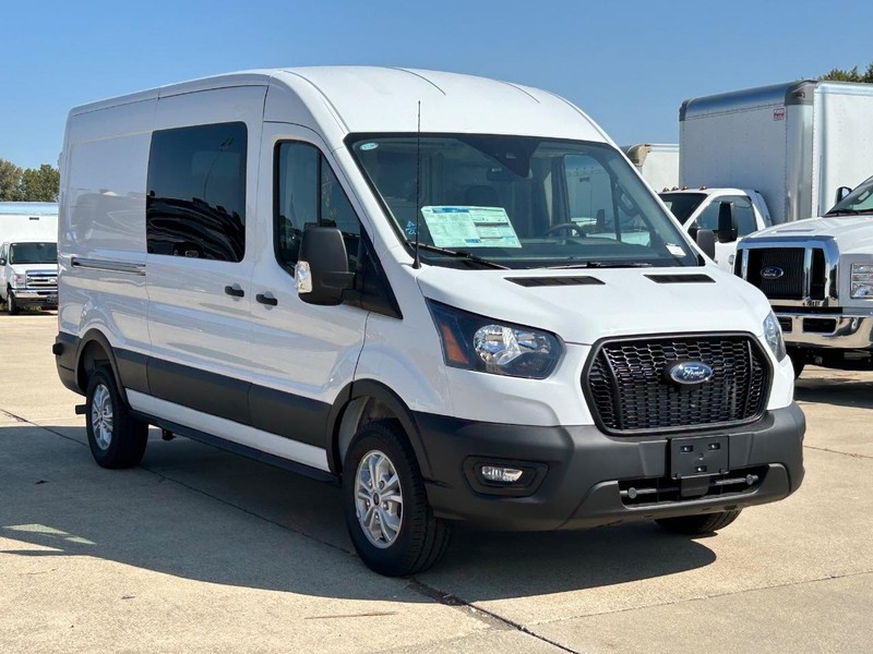 Ford Transit Cargo Van Vehicle Full-screen Gallery Image 2