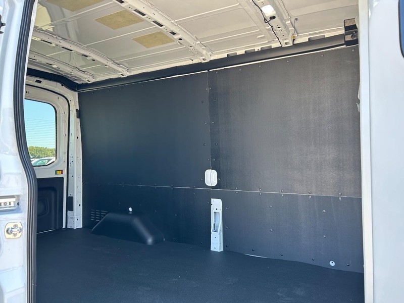 Ford Transit Cargo Van Vehicle Full-screen Gallery Image 9